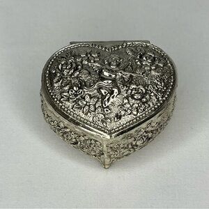 Vintage Heart Shaped Silver Plated Jewelry/Trinket Box. Cherub,  Flowers. Velvet